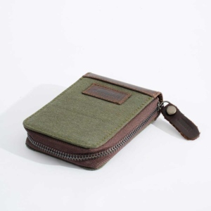 Joobran’s zipper-around wallet